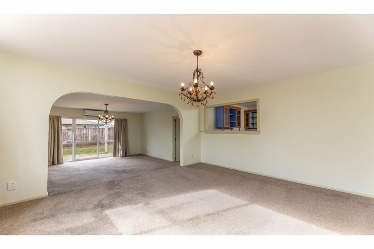 Photo of property in 32 Woodgrove Avenue, North New Brighton, Christchurch, 8083