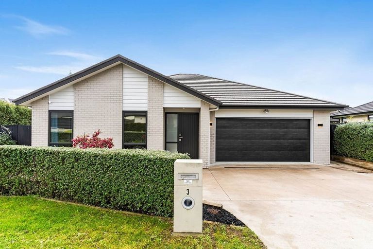 Photo of property in 3 Peacock Place, Pokeno, 2402
