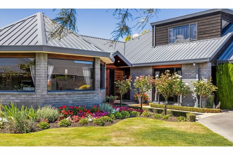 Photo of property in 3 Van Dieman Close, Templeton, Christchurch, 8042