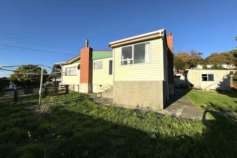 Photo of property in 28 Market Street, Kaitangata, 9210