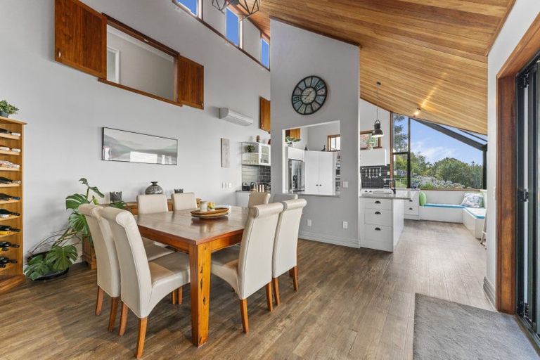 Photo of property in 85 Mapara Road, Acacia Bay, Taupo, 3385