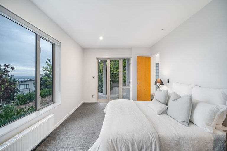 Photo of property in 4 Yelverton Place, Huntsbury, Christchurch, 8022