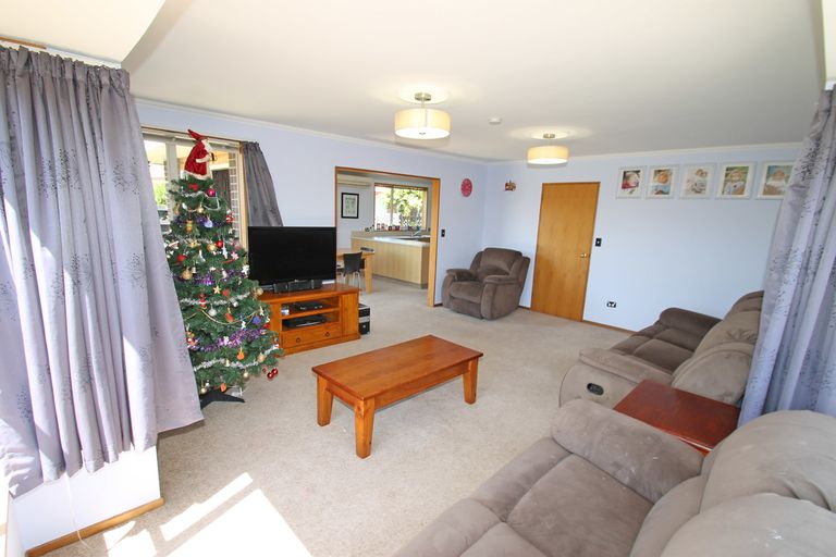 Photo of property in 71 Tyne Street, Mosgiel, 9024