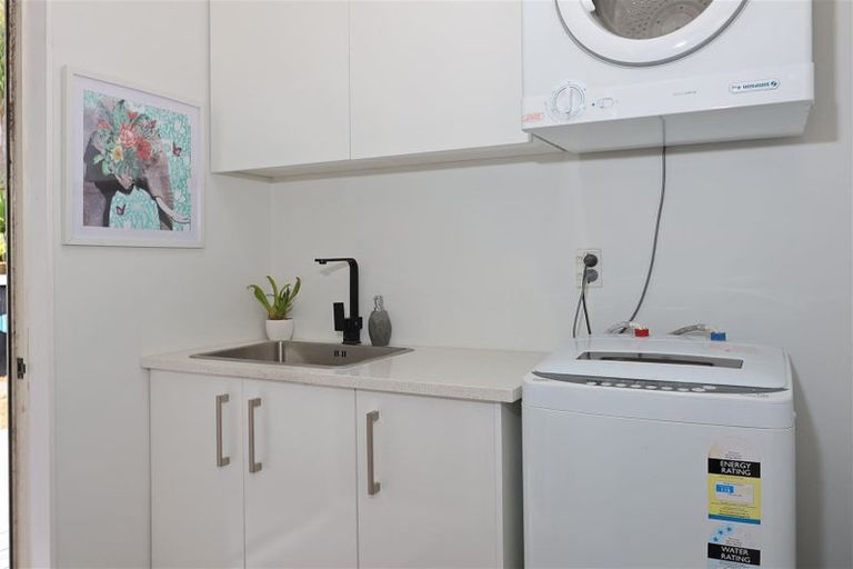 Photo of property in 62 Vintage Drive, Henderson, Auckland, 0612