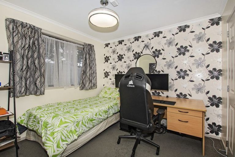 Photo of property in 6 Mcainch Place, Te Kamo, Whangarei, 0112