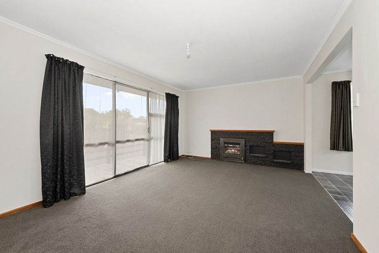 Photo of property in 25 Manapouri Place, Glenview, Hamilton, 3206