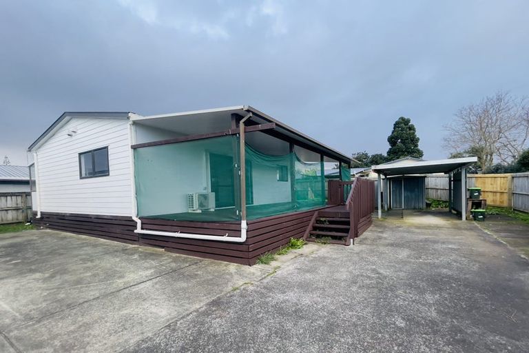 Photo of property in 16 Oratu Place, Manurewa, Auckland, 2102