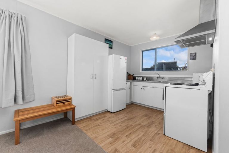 Photo of property in 42 Rutherford Drive, Waikanae Beach, Waikanae, 5036