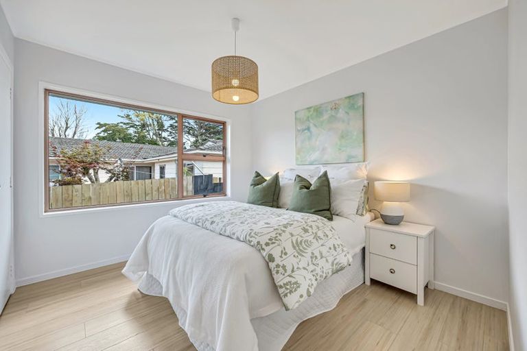 Photo of property in 12 Huber Street, Weymouth, Auckland, 2103