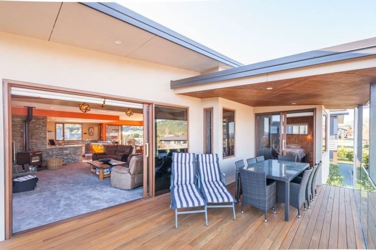 Photo of property in 174 Lisland Drive, Kinloch, Taupo, 3377