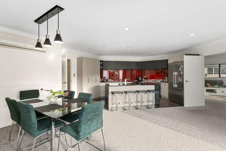 Photo of property in 37 Woodland Avenue, Mosgiel, 9024