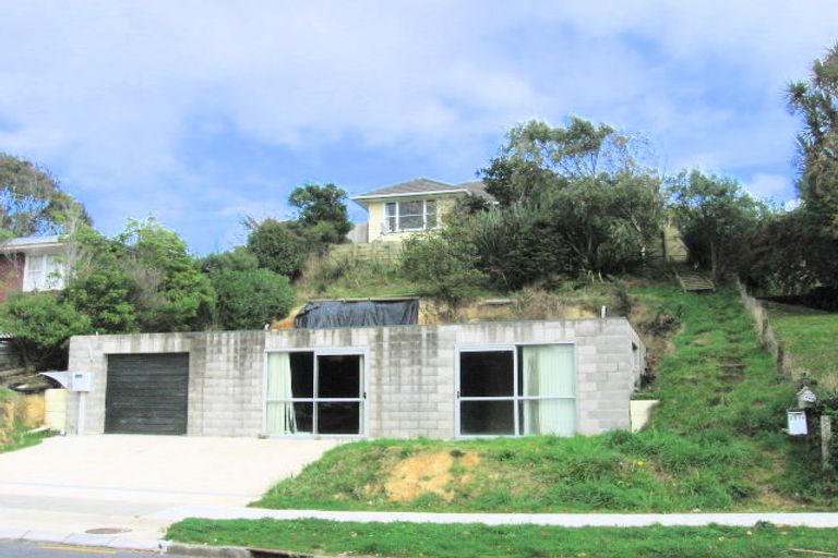 Photo of property in 231 Bedford Street, Cannons Creek, Porirua, 5024