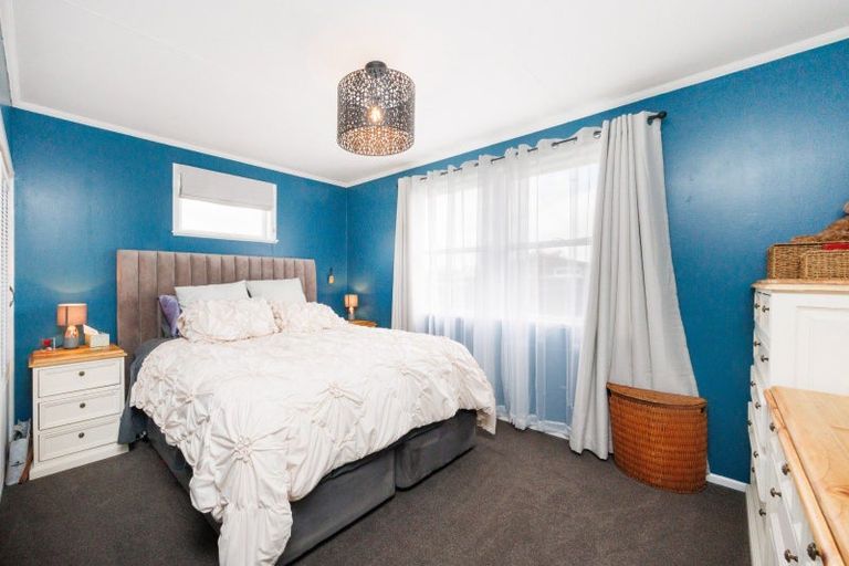 Photo of property in 30 Sutherland Crescent, Westbrook, Palmerston North, 4412