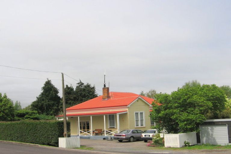 Photo of property in 9 Fraser Street, Paeroa, 3600