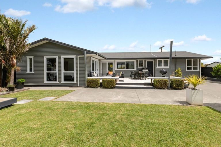 Photo of property in 98 Cartwright Road, Onerahi, Whangarei, 0110