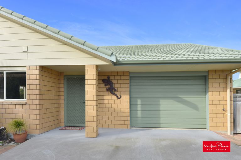 Photo of property in 32 Markson Avenue, Onerahi, Whangarei, 0110
