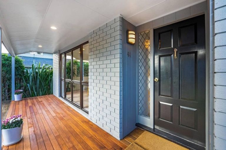 Photo of property in 1/4 Sylvan Park Avenue, Milford, Auckland, 0620