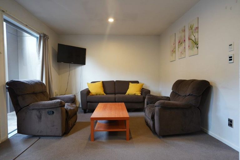 Photo of property in 16d Dowding Street, Melville, Hamilton, 3206