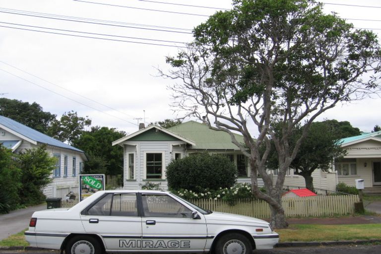 Photo of property in 84 Taylors Road, Mount Albert, Auckland, 1025