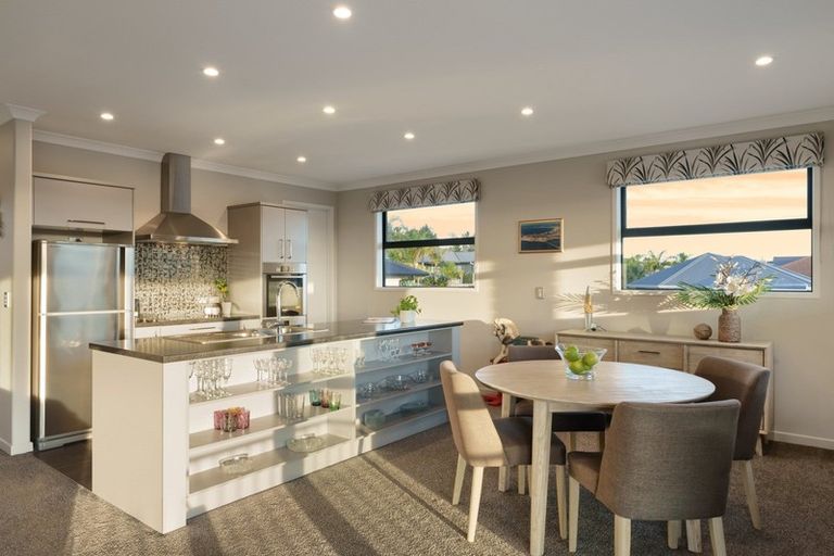 Photo of property in 25 Benmore Crescent, Pyes Pa, Tauranga, 3112