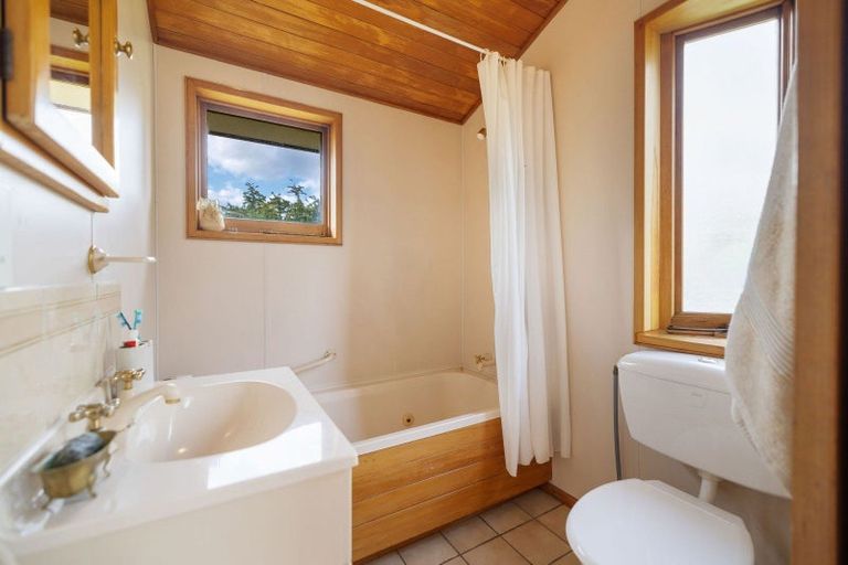 Photo of property in 18 Robertson Street, Frankton, Queenstown, 9300