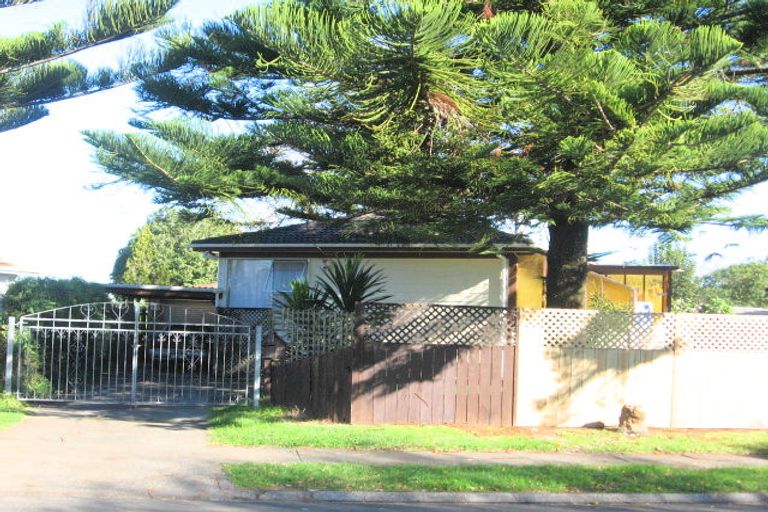 Photo of property in 30 Bedlington Avenue, Manurewa, Auckland, 2102