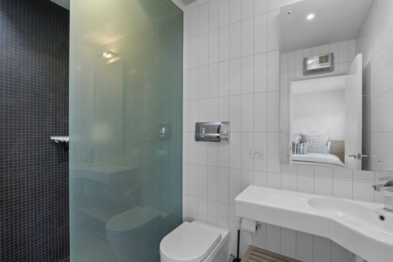 Photo of property in 65 Hawkesbury Avenue, St Albans, Christchurch, 8014