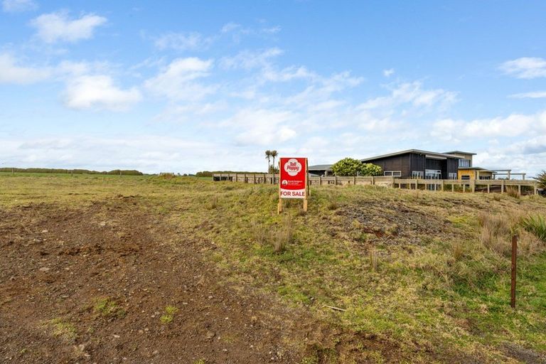 Photo of property in 295 Tai Road, Opunake, 4681