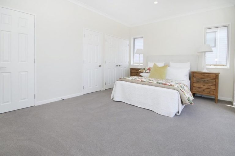 Photo of property in 100 Ormonde Drive, Silverdale, 0932