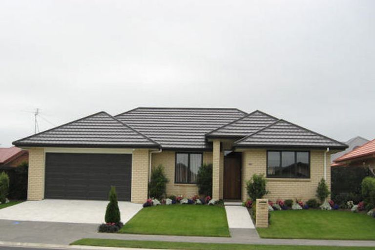 Photo of property in 154 Rolleston Drive, Rolleston, 7614