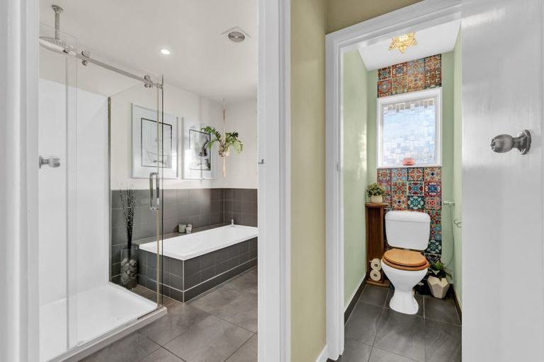 Photo of property in 73 Warren Crescent, Hillmorton, Christchurch, 8025