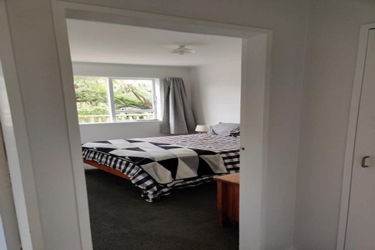 Photo of property in 4 Chancellor Way, Crofton Downs, Wellington, 6035