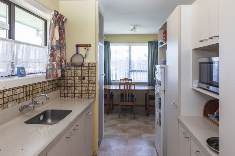 Photo of property in 6 Ruakaka Street, Hornby, Christchurch, 8042