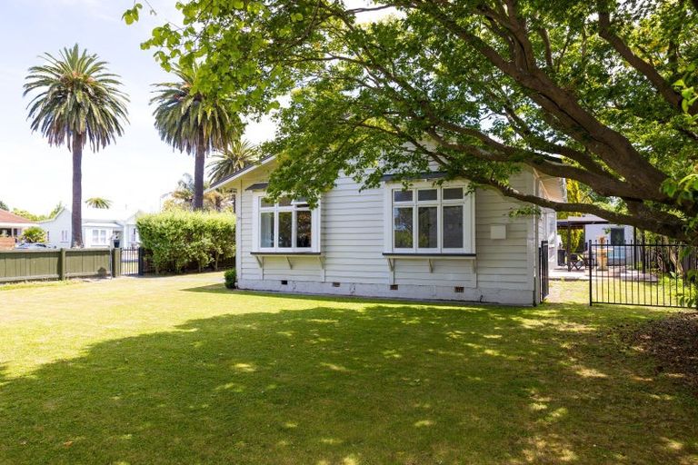 Photo of property in 29 Latham Street, Napier South, Napier, 4110