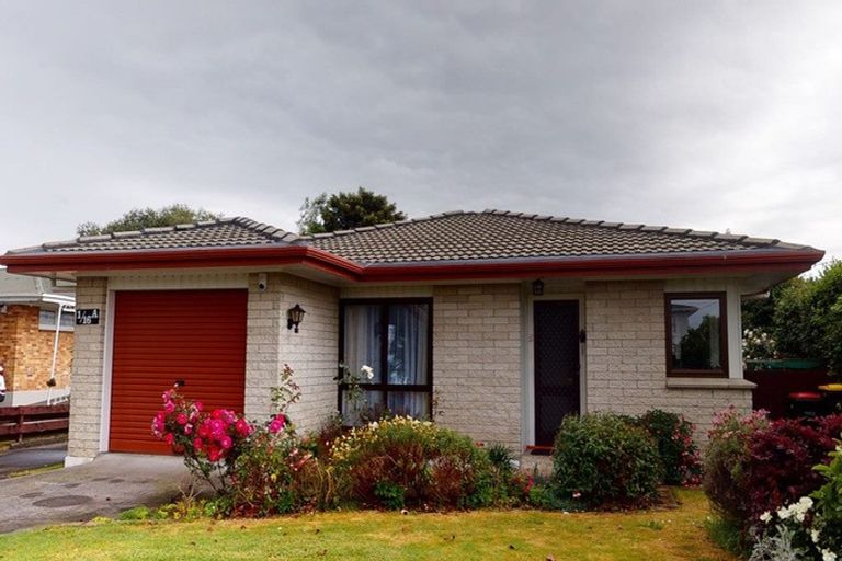 Photo of property in 1/16a Trentham Road, Papakura, 2110