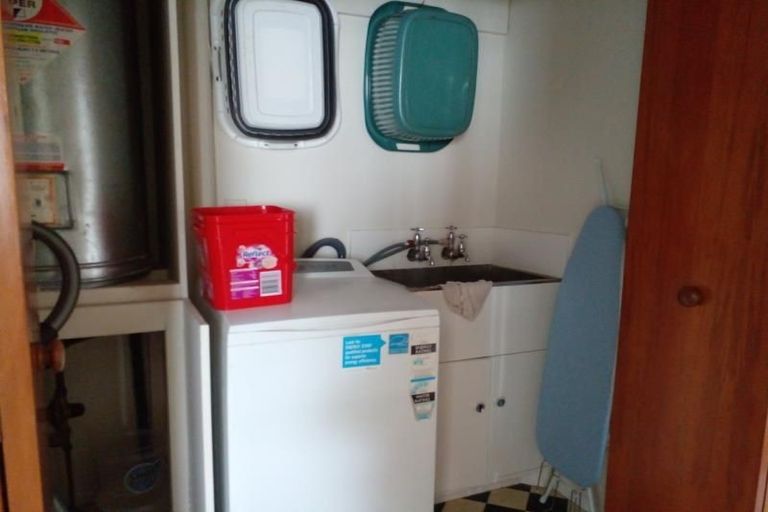 Photo of property in 16 Gallipoli Road, Onekawa, Napier, 4110