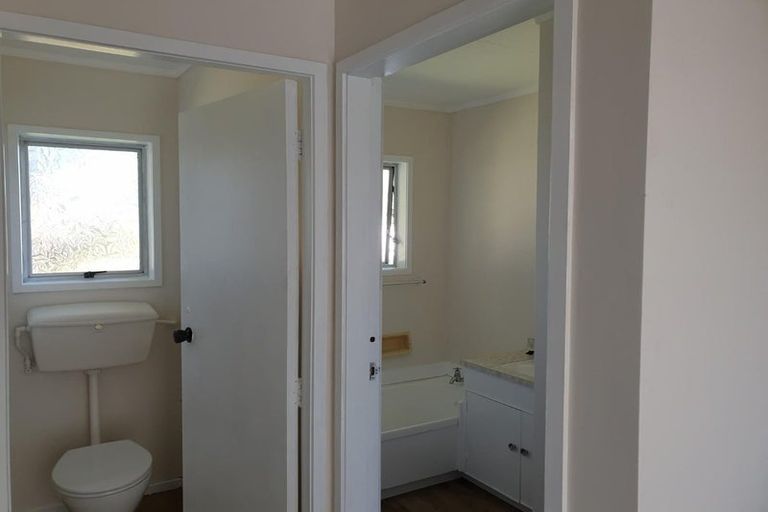 Photo of property in 24b Pohutukawa Drive, Owhata, Rotorua, 3010