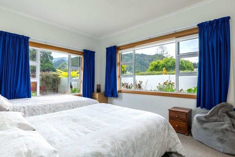 Photo of property in 36 Kent Street, Picton, 7220