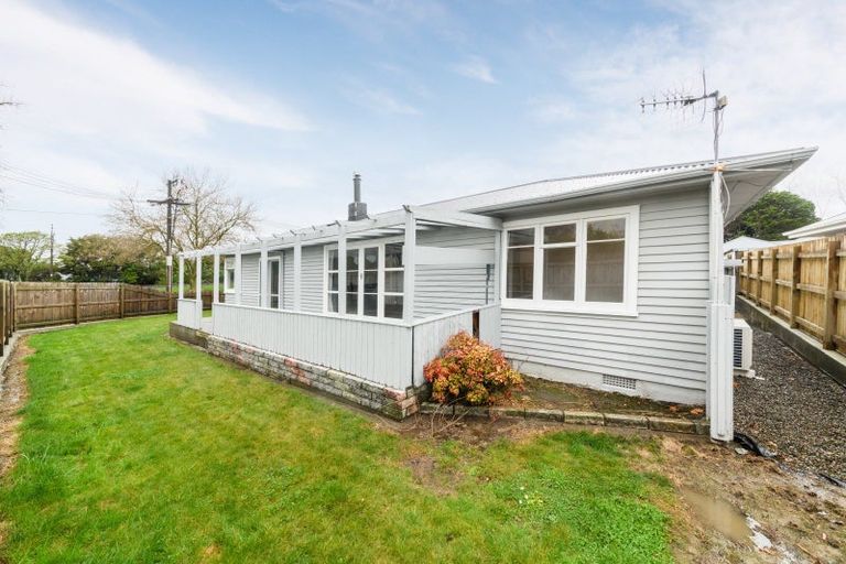 Photo of property in 94 Lethbridge Street, Feilding, 4702