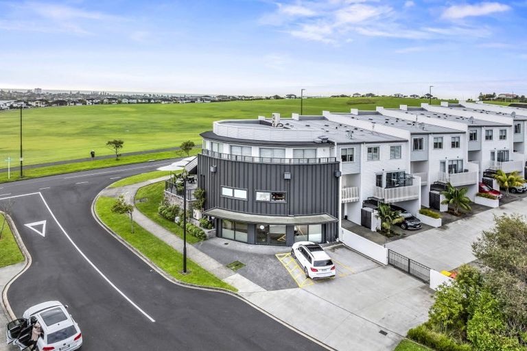 Photo of property in 11/36 Bankside Road, Silverdale, 0932