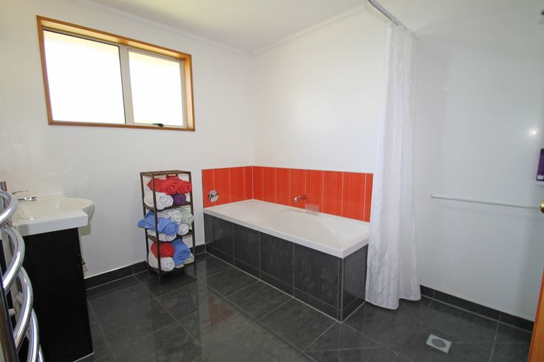 Photo of property in 71 Tyne Street, Mosgiel, 9024