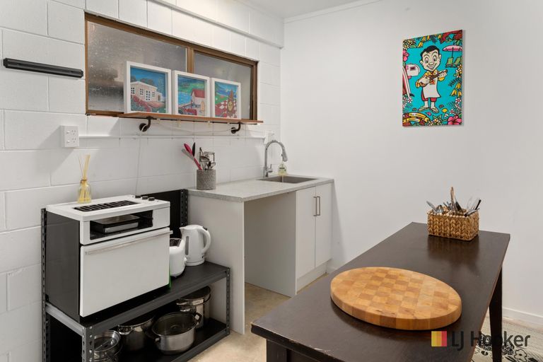 Photo of property in 16a Seaforth Road, Waihi Beach, 3611