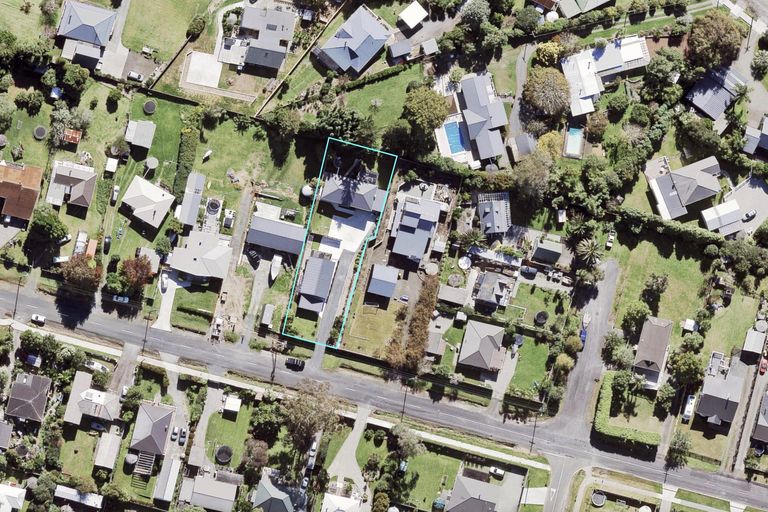 Photo of property in 29 Maude Street, Riverhead, 0820