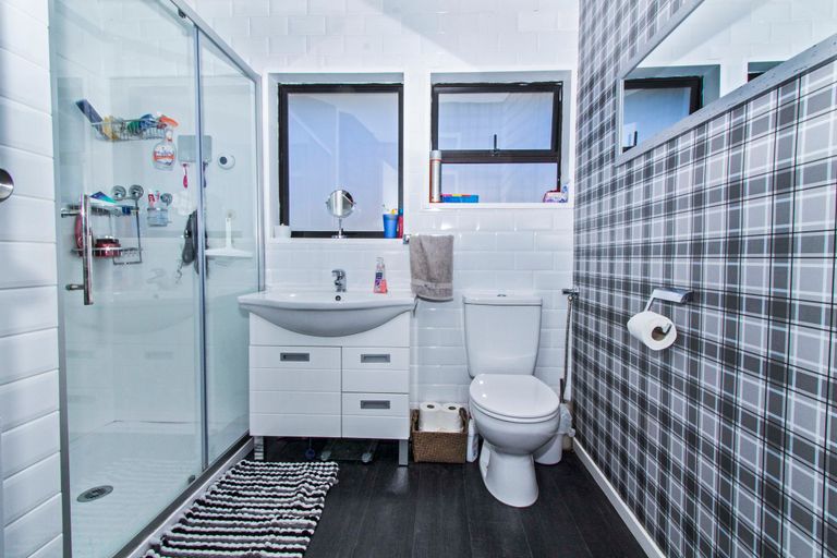 Photo of property in 15 Jollys Road, Cromwell, 9310