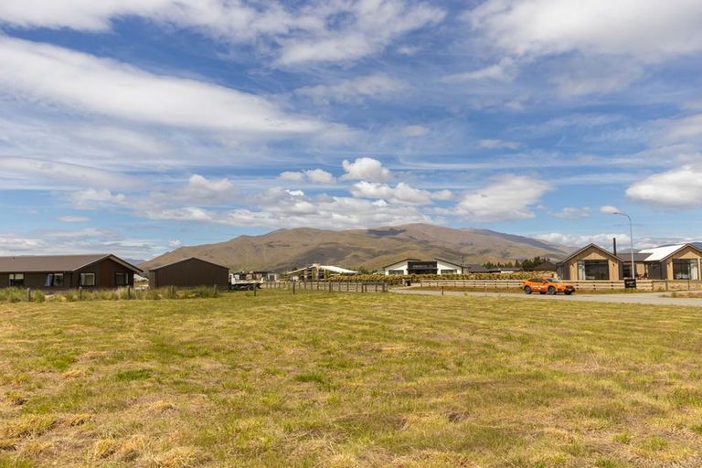 Photo of property in 8 Avlis Place, Twizel, 7901
