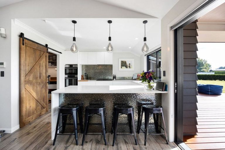 Photo of property in 11 South Oaks Close, Pukemoremore, Cambridge, 3493