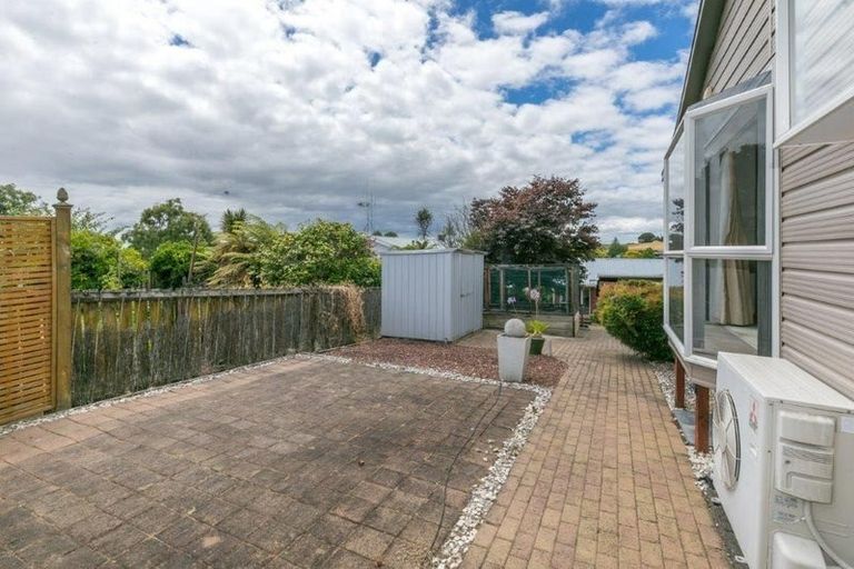 Photo of property in 35 Acacia Crescent, Glenview, Hamilton, 3206