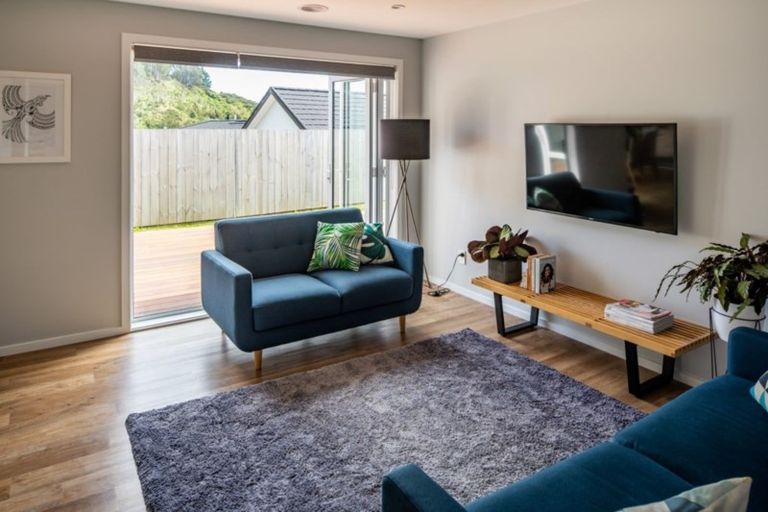 Photo of property in 68 Banks Boulevard, Whitby, Porirua, 5024