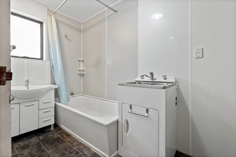 Photo of property in 4/6 Washbournes Road, Wigram, Christchurch, 8042