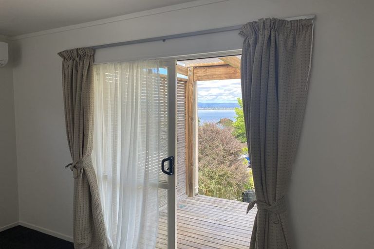 Photo of property in 17 Valhalla Drive, Beach Haven, Auckland, 0626